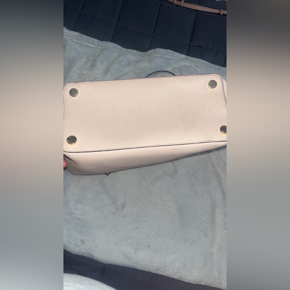 Michaels Kors Purse View 4